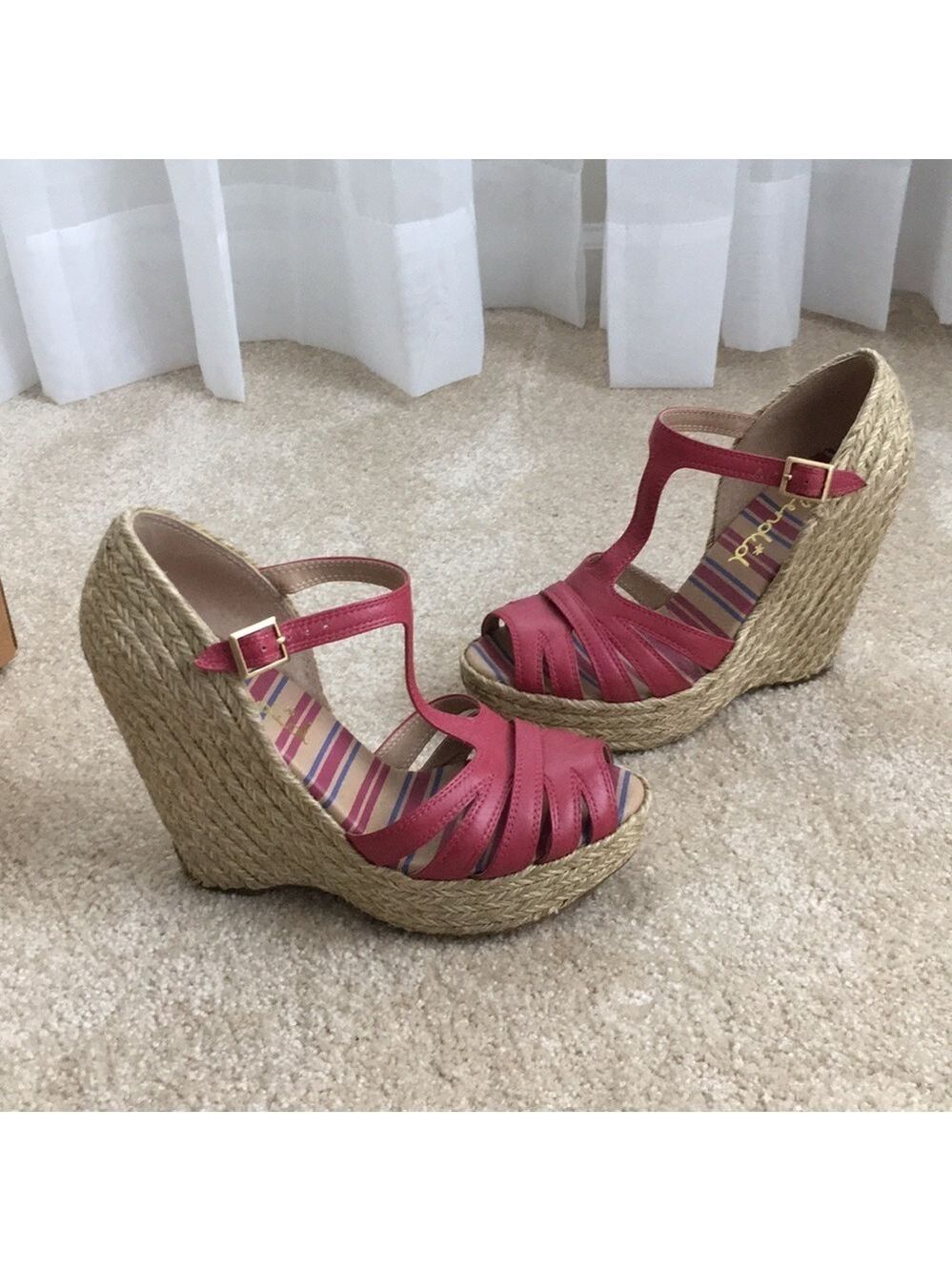 SPLENDID platform wedge - Picture 7 of 7